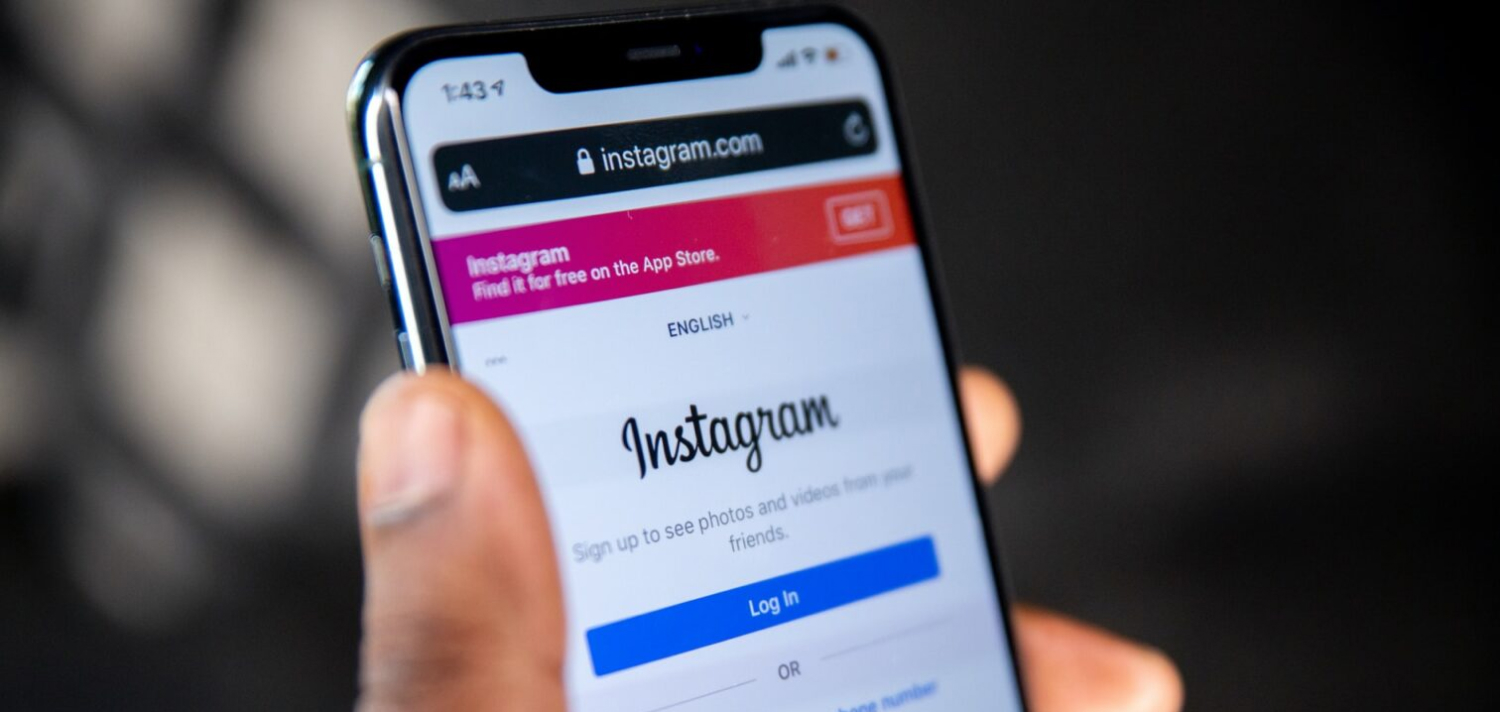 Facebook Accused of Watching Instagram Users Through Cameras